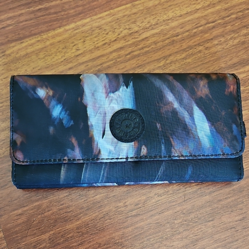 KIPLING Moneyland Trifold Wallet Multi Color Black Marbel Watercolor NWOT